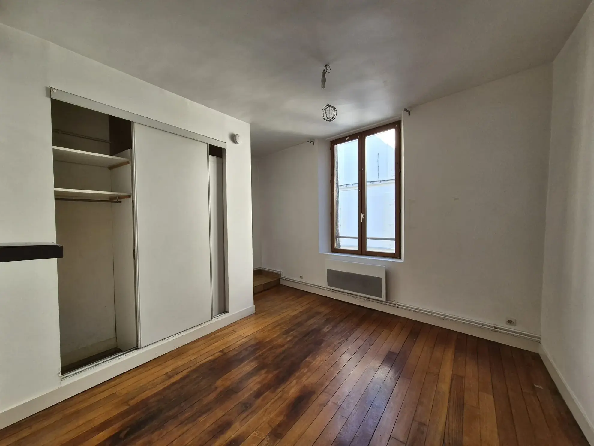 Bel appartement T4 de 75,40 m² dans le centre-ville de Sens 