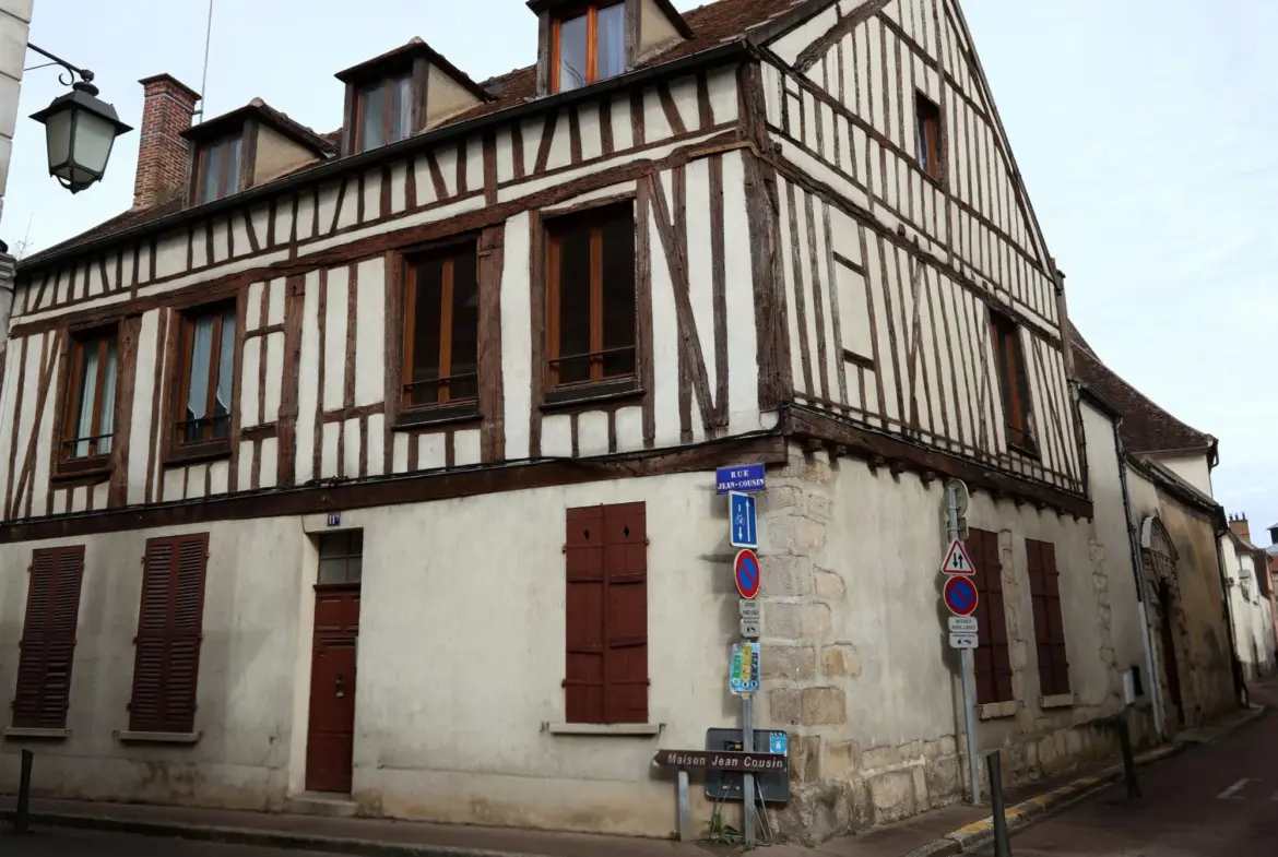 Bel appartement T4 de 75,40 m² dans le centre-ville de Sens 