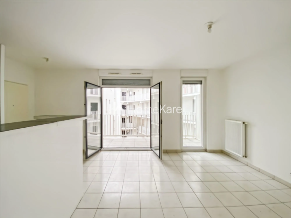 À vendre T3 lumineux avec balcon et parking sécurisé à Bègles