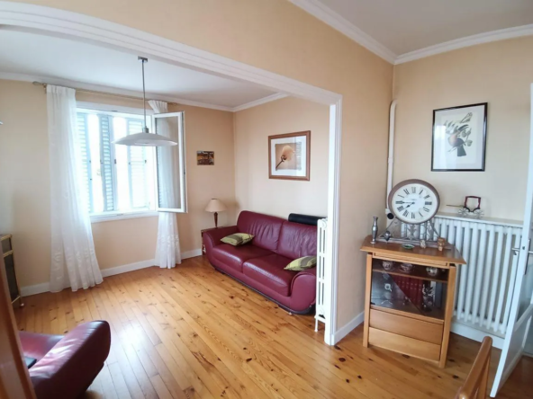 Appartement T3 de 67 m² à Clermont-Ferrand avec garage et cave