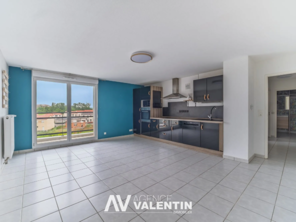 Appartement 3 pièces avec terrasse et stationnement à Sainte-Marie-aux-Chênes