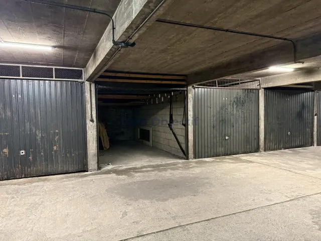 Box sécurisé de 12,75 m² à Paris 12ème, emplacement stratégique 