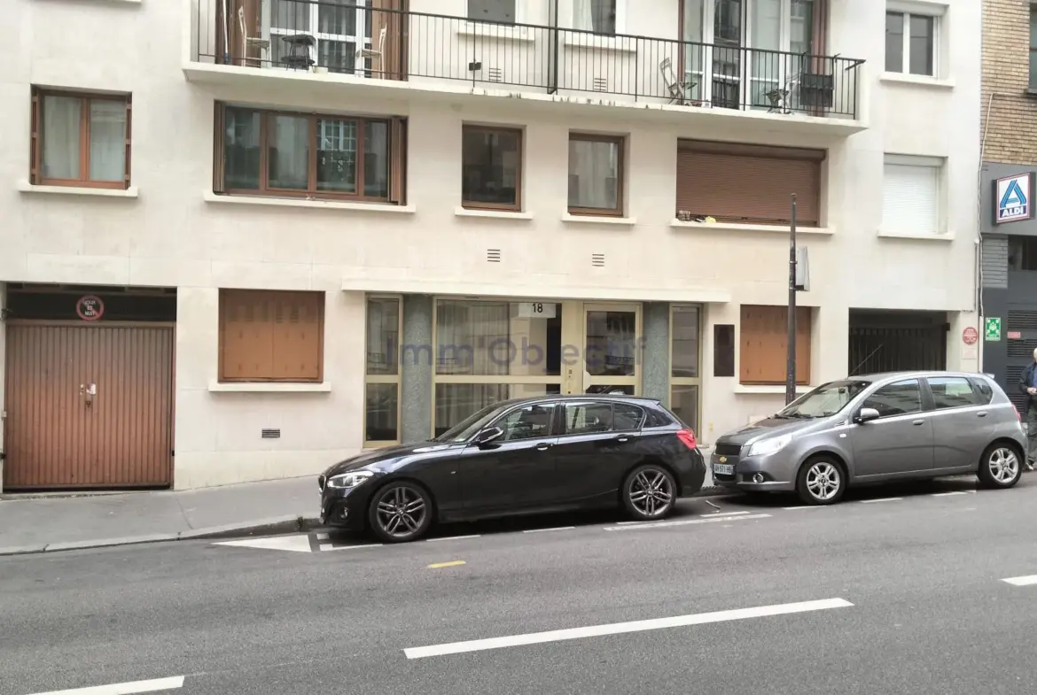 Box sécurisé de 12,75 m² à Paris 12ème, emplacement stratégique 