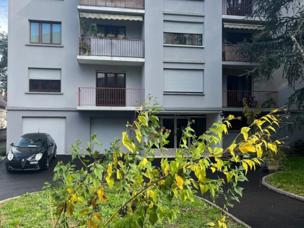 Appartement F3 lumineux et central à Saint-Louis, proche frontière suisse