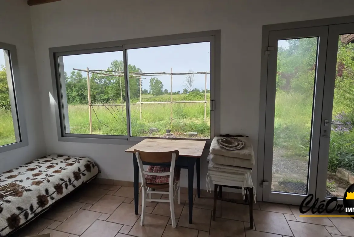 Maison à vendre sur un terrain de 6 215 m² à Charette-Varennes 