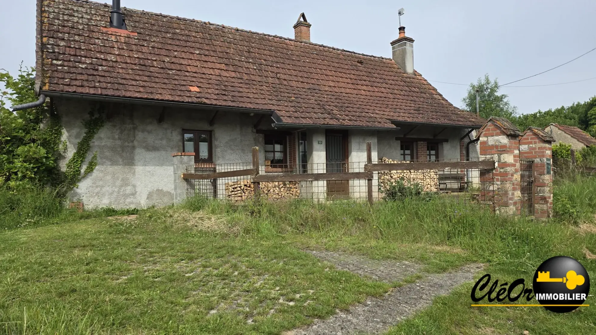 Maison à vendre sur un terrain de 6 215 m² à Charette-Varennes 