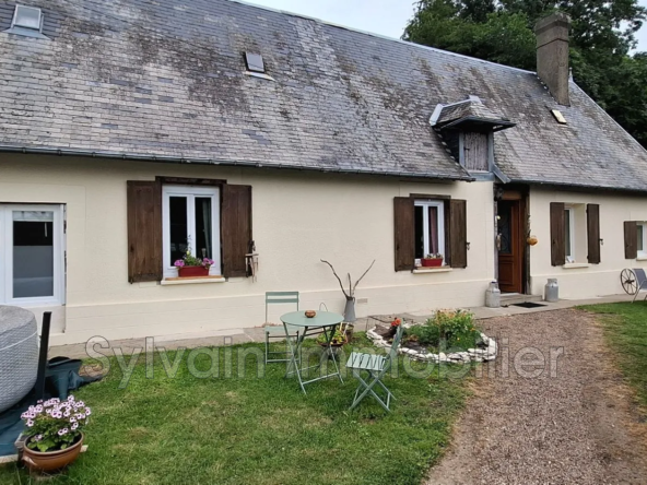 Maison ancienne rénovée avec grand terrain à Gournay-en-Bray