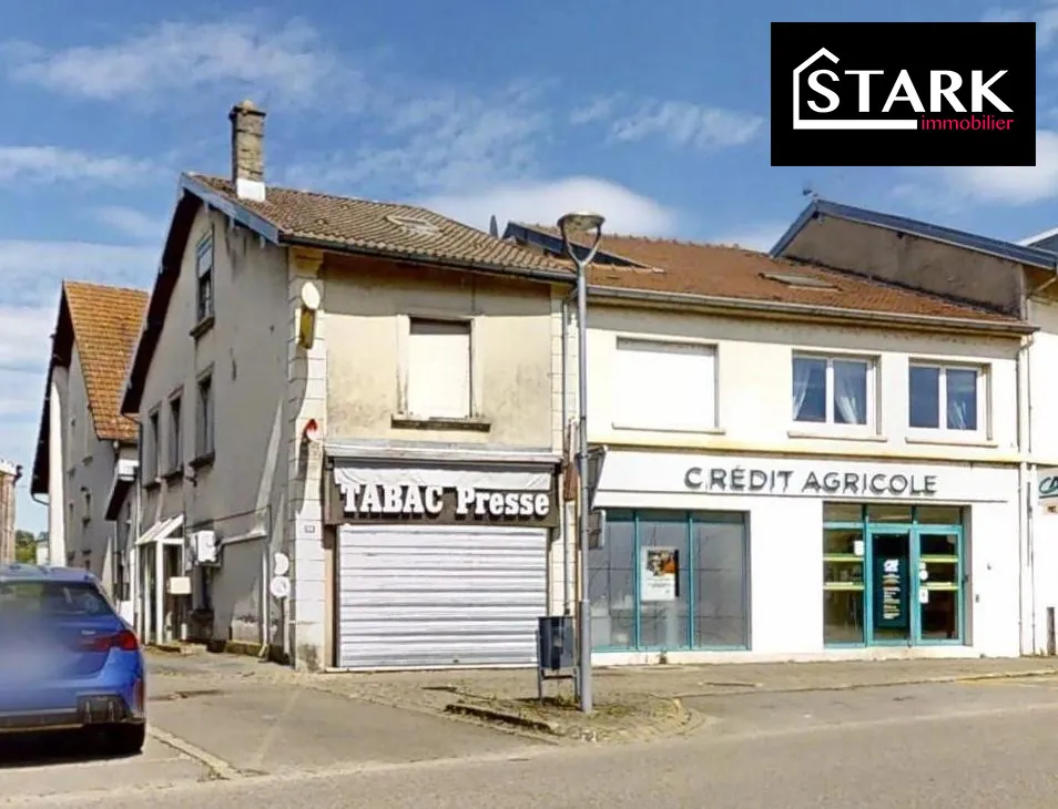 Immeuble mixte à vendre à Colombier Fontaine avec fort potentiel de rénovation 