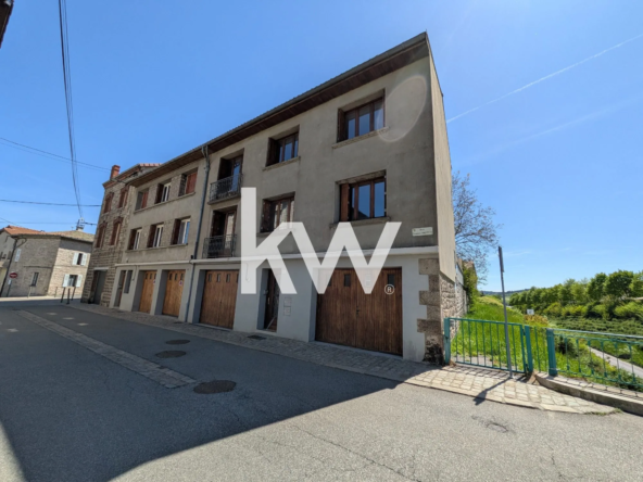 Investissez dans un immeuble de rapport de 240 m² à Saint-Bonnet-le-Château