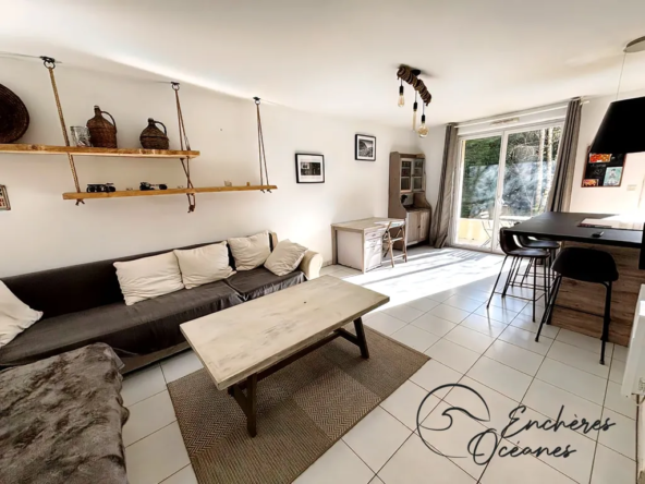 Appartement T2 avec terrasse à Soustons, résidence sécurisée, parking privé