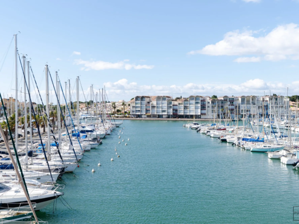 Vente appartement duplex 3 pièces avec balcon et parking à Gruissan