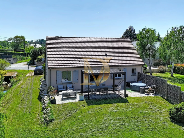 A vendre pavillon de plain-pied à Civray-de-Touraine avec terrain et terrasse