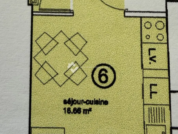 Appartement duplex à rénover à Dax - Potentiel et emplacement idéal