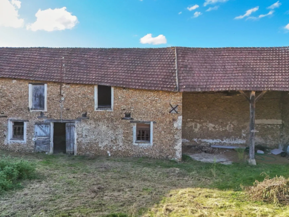 Magnifique grange en pierre à restaurer à Gambais, Yvelines