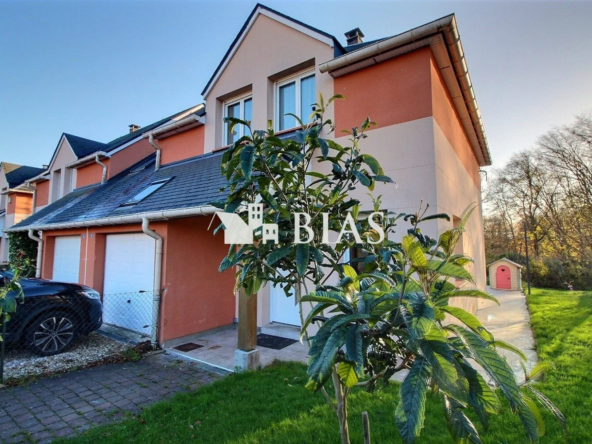 Maison à vendre dans le quartier résidentiel du Buquet à Elbeuf - 3 chambres, jardin, chauffage gaz
