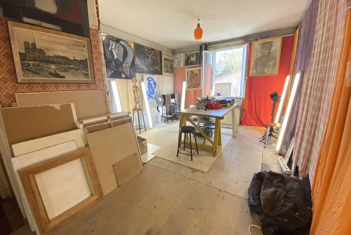 A vendre appartement T1/T2 de 36 m² à Lyon proche tram, calme et lumineux 