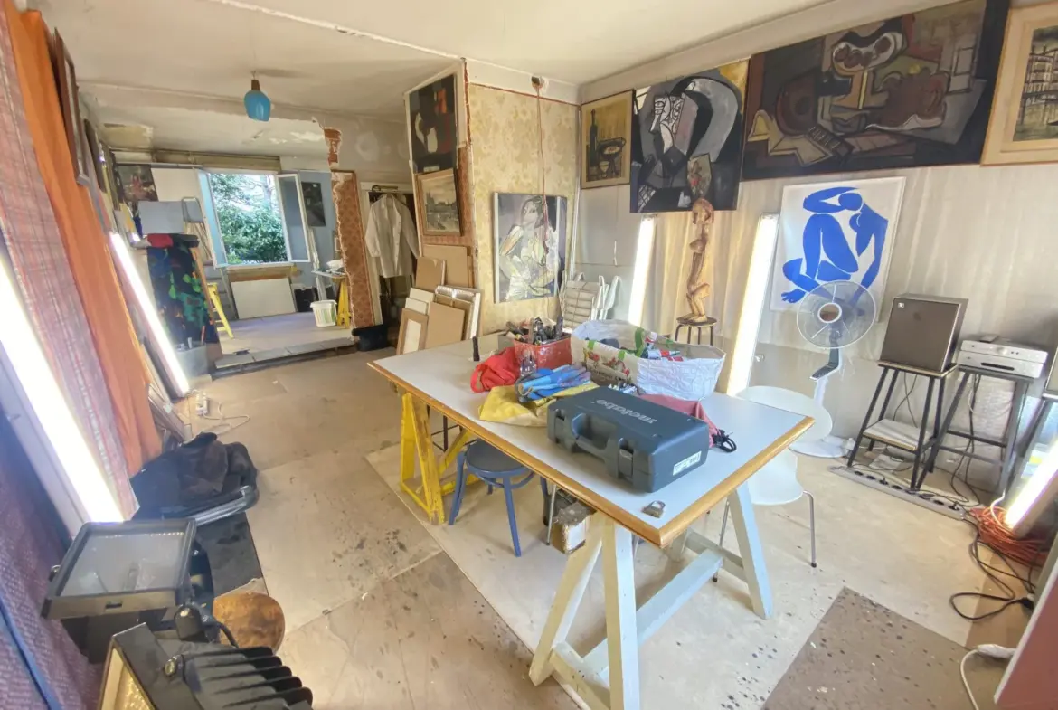 A vendre appartement T1/T2 de 36 m² à Lyon proche tram, calme et lumineux 