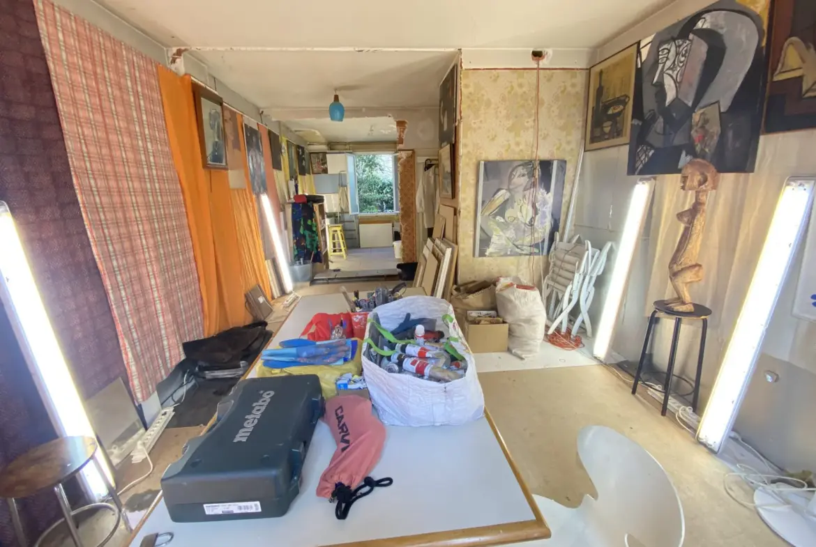 A vendre appartement T1/T2 de 36 m² à Lyon proche tram, calme et lumineux 