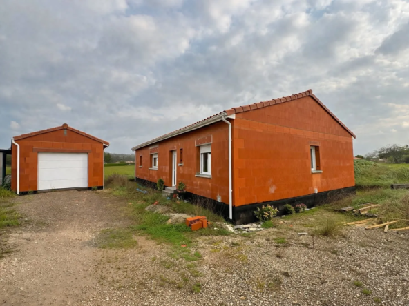 Maison neuve à finir avec grand potentiel à Lescure-d'Albigeois