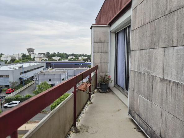 Appartement T3 à vendre à Cenon avec balcon, proche commodités