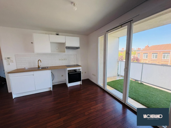 Appartement T4 lumineux de 61m² à Lille proche du métro CHU
