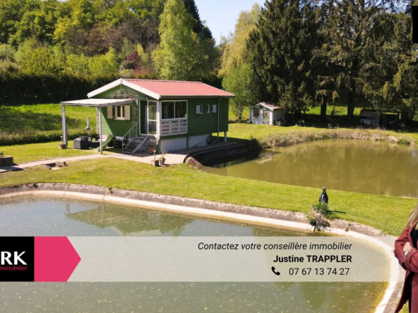 Charmant chalet avec étangs à Friesen - Autonomie et nature au cœur de la Provence