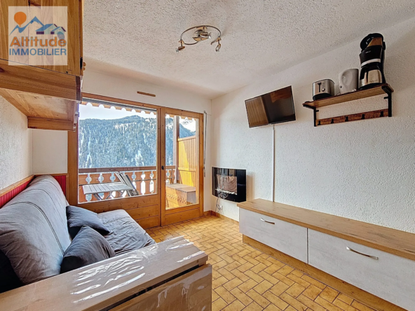 Studio à vendre à Châtel avec balcon et vue montagne – Idéal investisseur ou résident