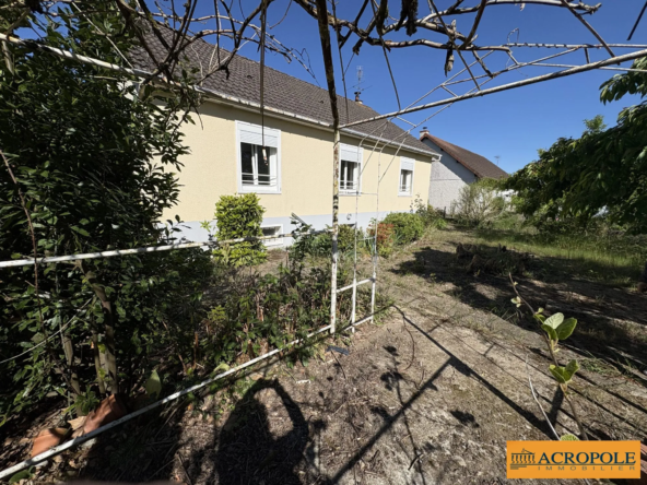 Charmante maison avec 3 chambres et sous-sol à Saint-Père-sur-Loire