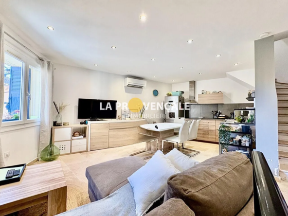 Maison de village rénovée avec cave et climatisation à Pourrières