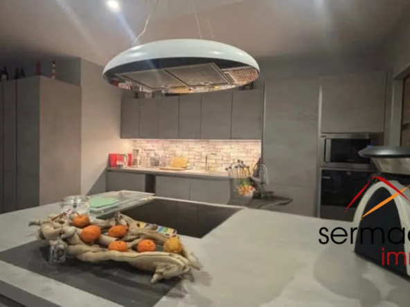 Appartement à vendre à Freyming-Merlebach - 120 m² avec garage et balcon