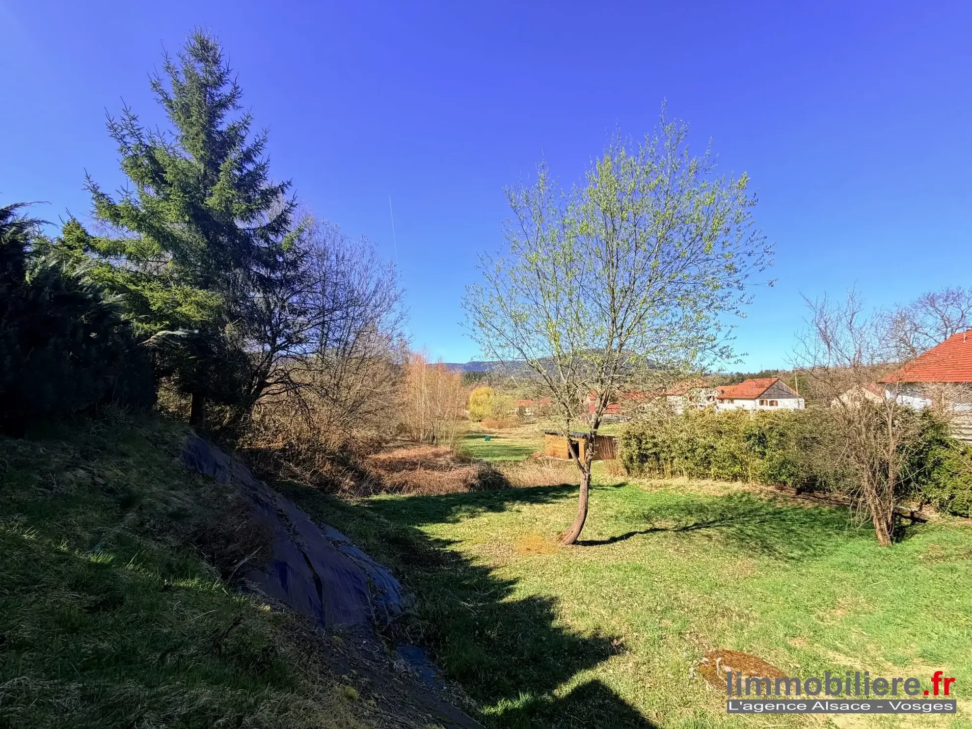 Maison à vendre à Saulxures avec potentiel d'extension et second logement 