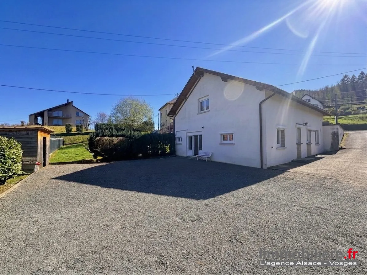 Maison à vendre à Saulxures avec potentiel d'extension et second logement 