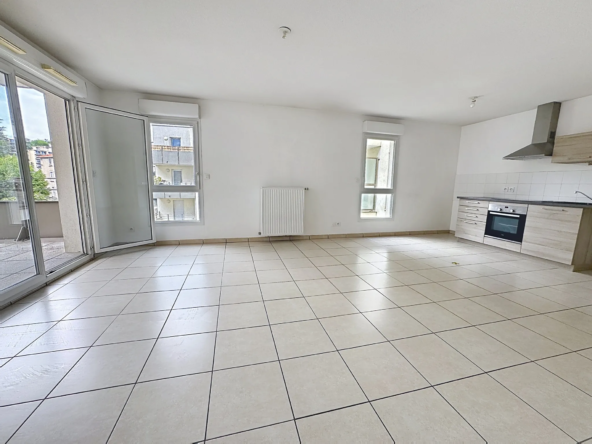 Appartement T3 de 67 m² avec Terrasse à Oullins Centre