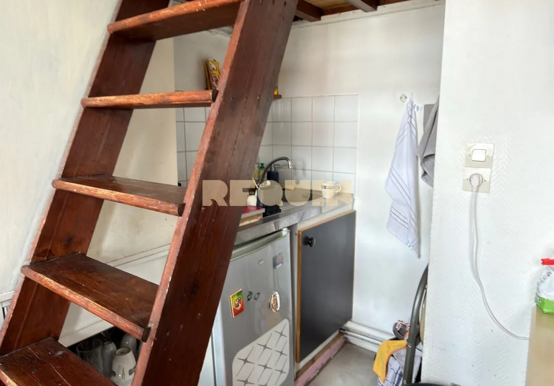Appartement F1 à Lille Ratisbonne, idéal pour investissement étudiant 