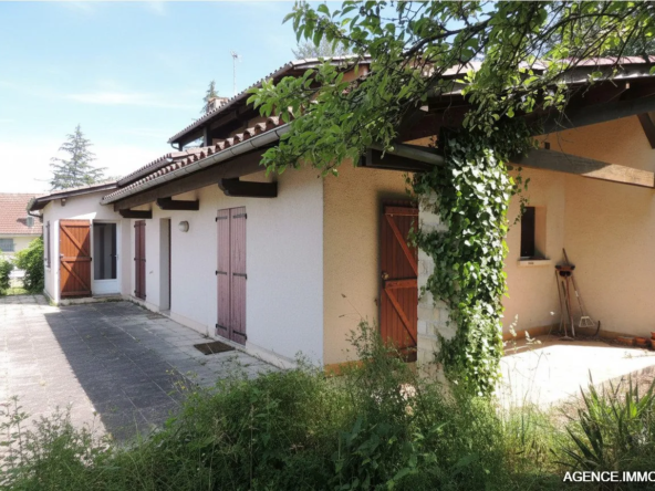Maison de 158 m² avec appartement indépendant et garage à Villefranche-de-Rouergue