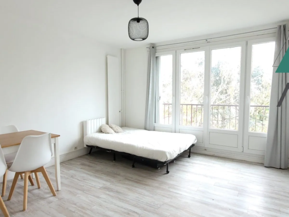 Appartement T1 à Villiers-le-Bel avec parking et cave - Bonne rentabilité