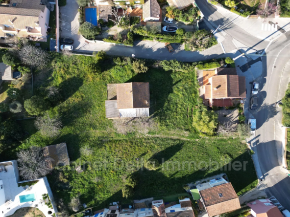 Terrain à vendre à Six-Fours-les-Plages, La Mascotte - 517 m²