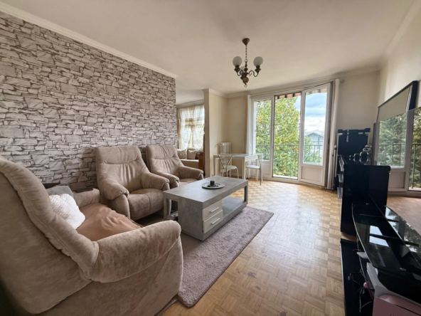 Spacieux appartement 5 pièces avec balcon plein sud à Strasbourg