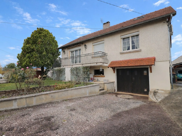 Maison individuelle T5 à Gurgy, proche d'Auxerre avec jardin et sous-sol complet