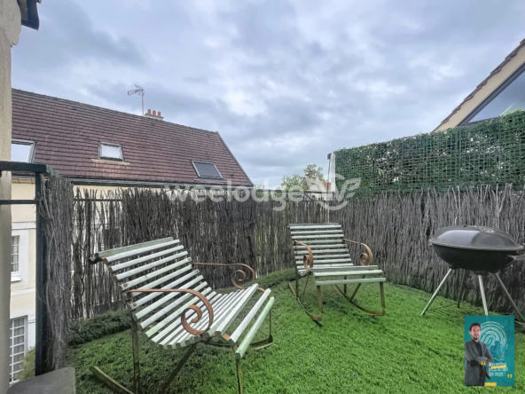 Appartement T1/T2 avec Terrasse et Cave à Maurecourt - Faibles Charges