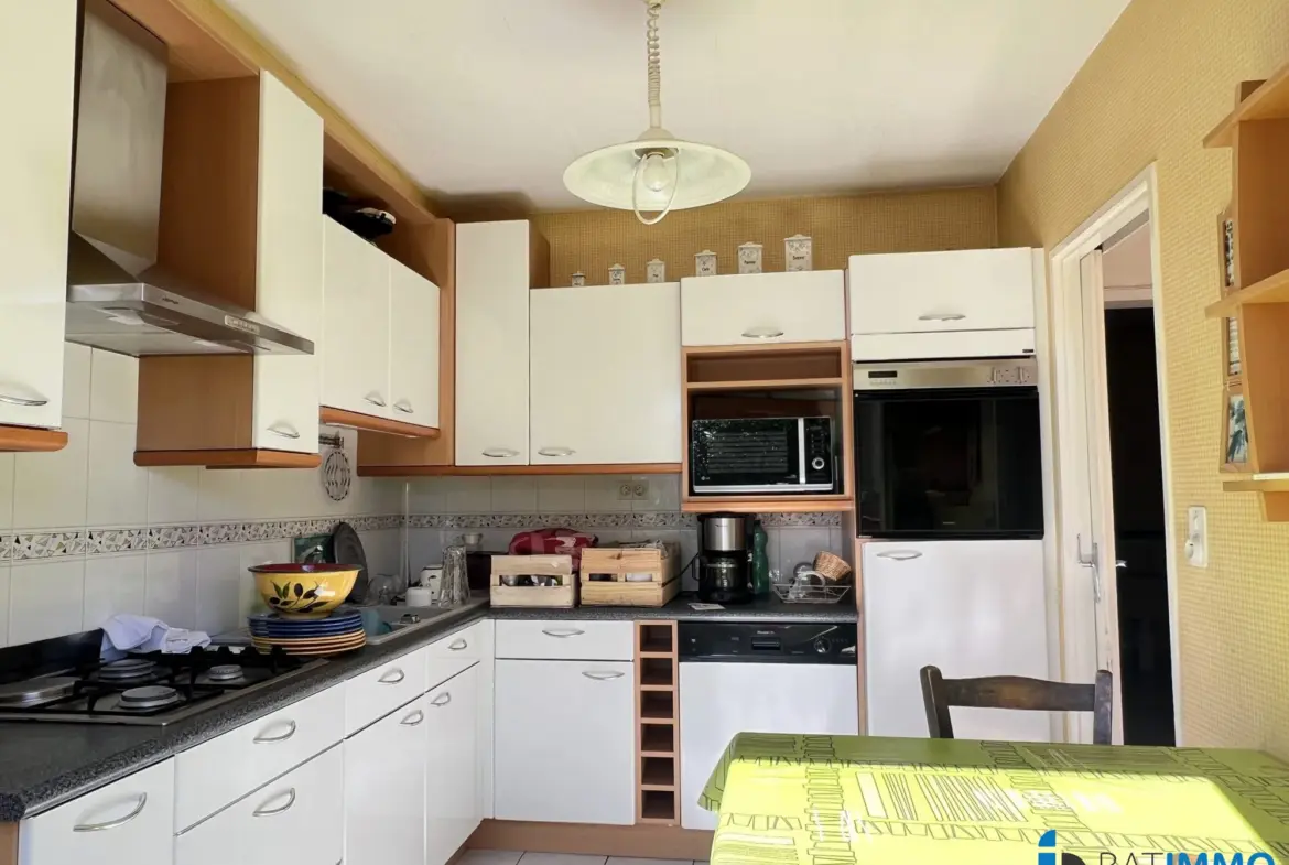 RdC - Cuisine Maison de 102 m² avec jardin et garage à Albi Cantepau 