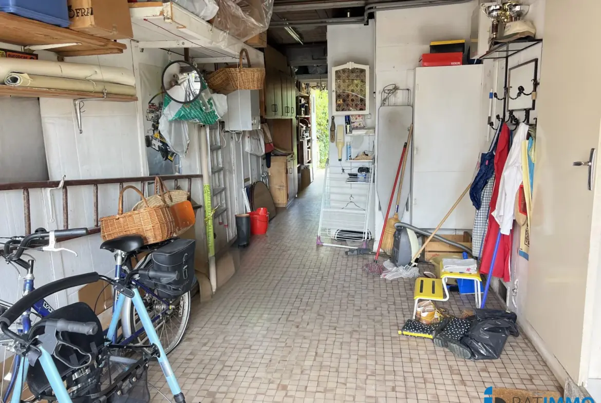 RdC - Garage/Buanderie/Atelier Maison de 102 m² avec jardin et garage à Albi Cantepau 