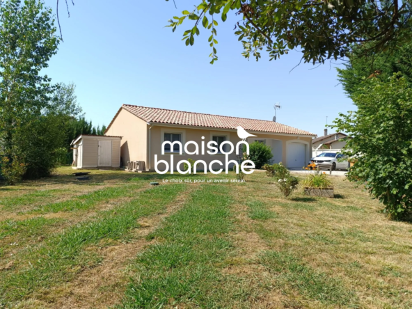 Maison de plain-pied lumineuse avec jardin à Le Fieu