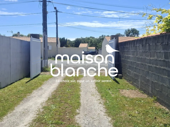 Terrain constructible de 350 m² à La Jarrie, environnement calme et préservé
