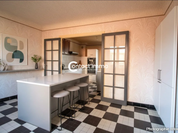 Maison de village de 137 m² avec jardin à Châteaugay en centre-ville