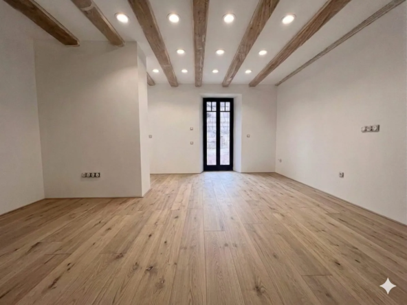 Appartement T2 rénové avec jardin à Chatenois, 42,6 m²