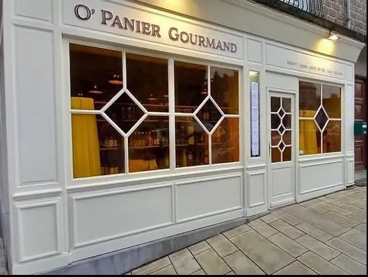 Fonds de commerce restaurant à Vire (14500) avec terrasse et cuisine équipée