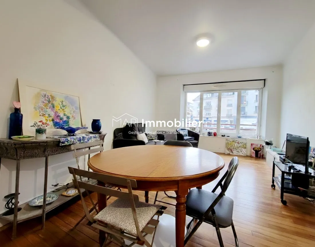 appartement T3 en centre-ville d'Hennebont - 51 m², idéal premier achat ou investissement 