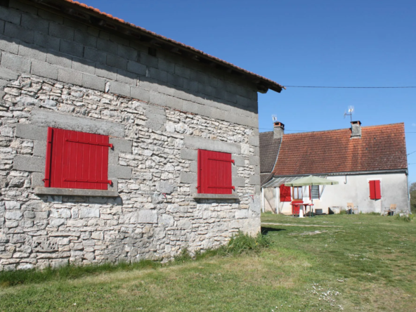 Maison avec grange à Lunegarde dans le Parc naturel des Causses du Quercy