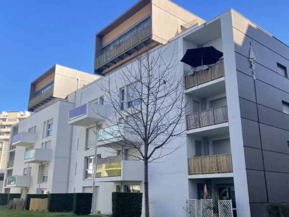 Appartement 1 pièce avec jardin et parking à vendre à Lyon